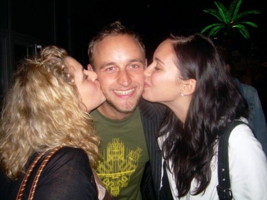 1909945_504073480663_9015_n